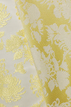 画像をギャラリービューアに読み込む, 玉菊 - Ball Chrysanthemum -
